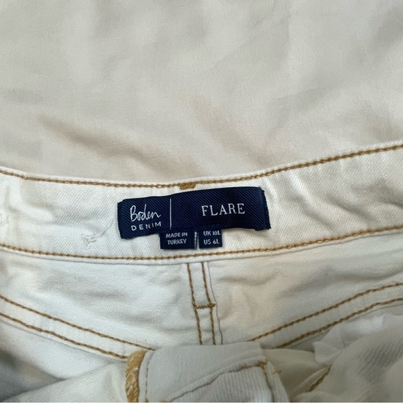 Boden Women’s High Waist Smart Flare Jeans in Ecru US Size 6 Long - Picture 3 of 13